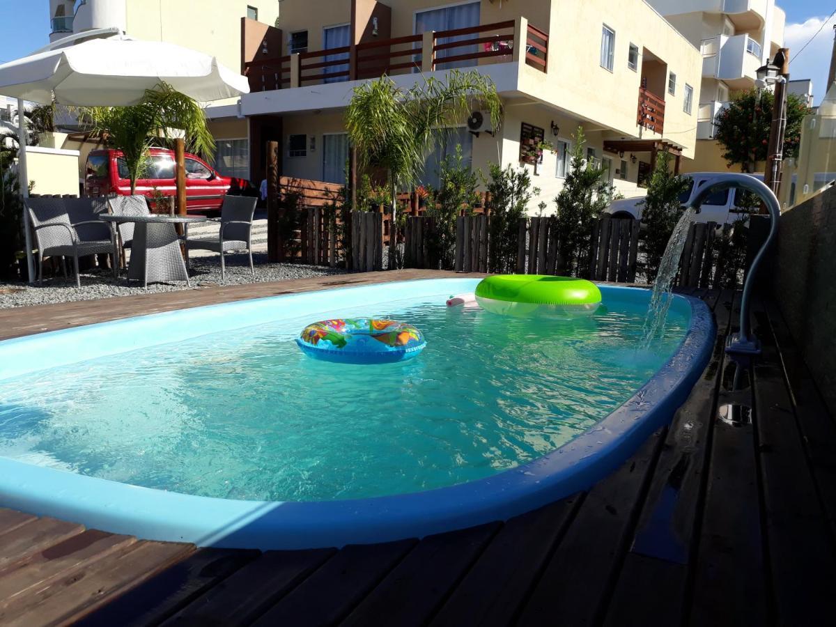 Residencial Salmao Aparthotel Bombinhas Bagian luar foto